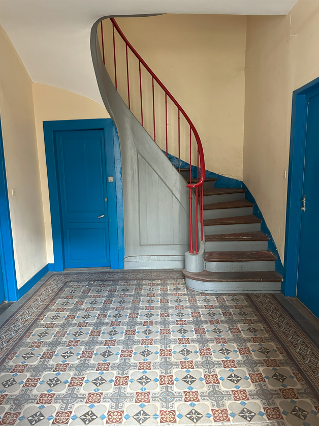 IMMEUBLE INTÉGRAL (7 LOTS) - CENTRE DE ROUEN (PLACE DU VIEUX MARCHÉ - FACULTÉ DE DROIT)